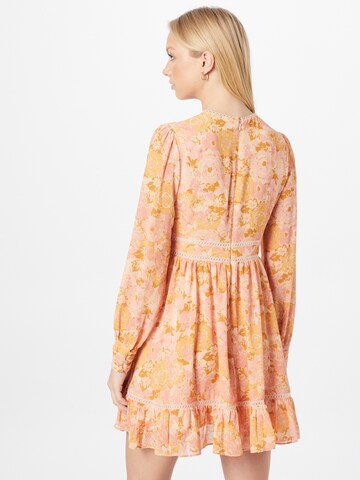 Forever New Šaty – oranžová