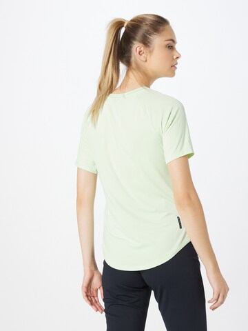 T-shirt fonctionnel UNDER ARMOUR en vert