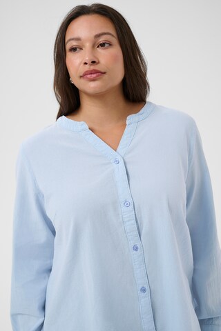 KAFFE CURVE - Blusa 'KCNana' en azul