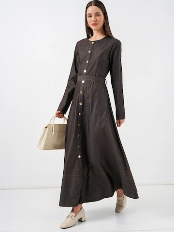 Bigdart Dress in Grey: front