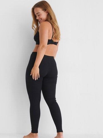 Skinny Leggings 'Zia' di hunkemöller x NA-KD in nero