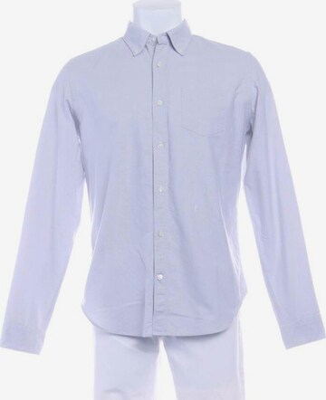 Closed Button Up Shirt in S in Grey: front