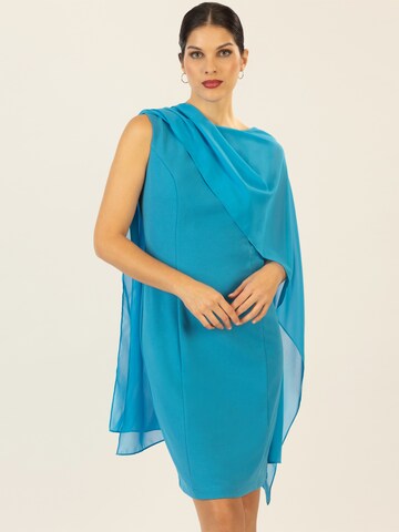 APART Kleid mit Stola aus Chiffon in Grün: Vorderseite