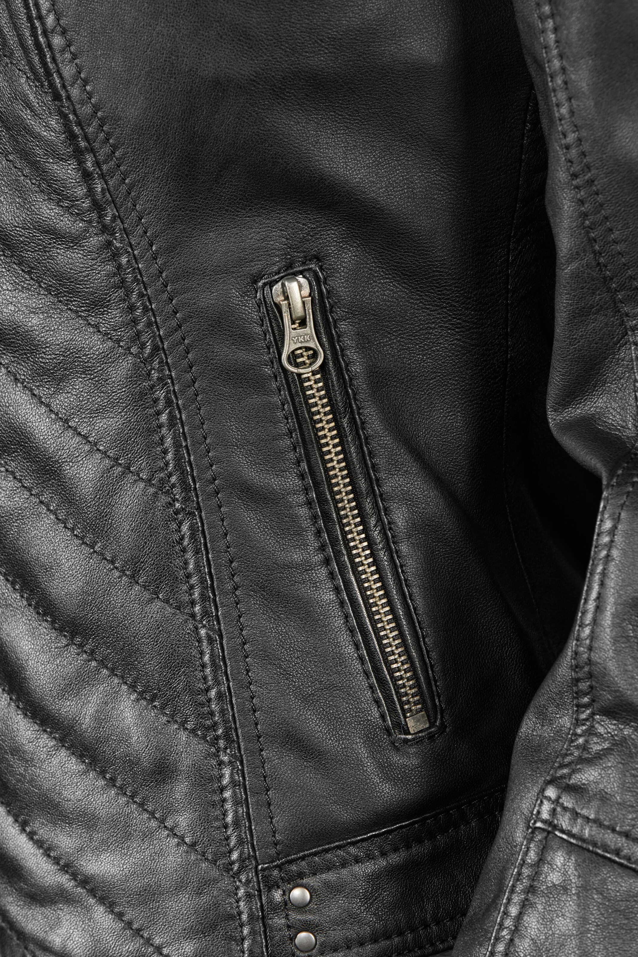 7ELEVEN Between-season jacket 'SERenate' in Black