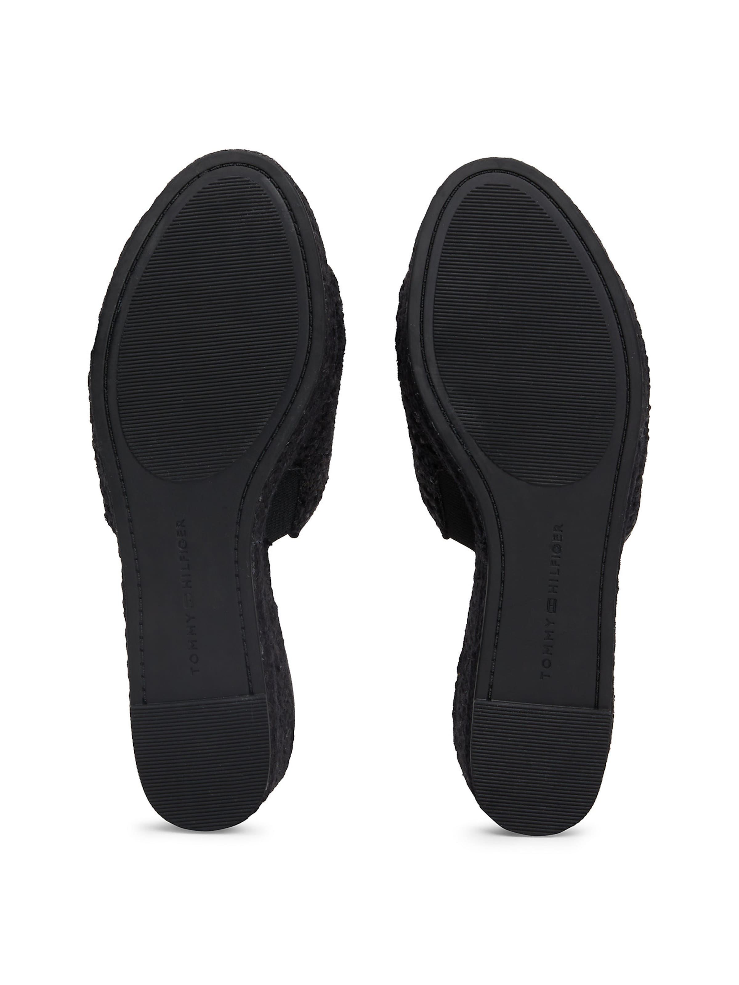TOMMY HILFIGER Šľapky - Čierna