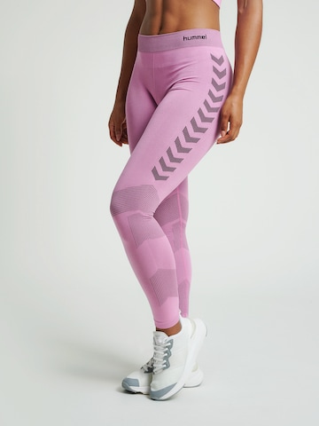 Skinny Pantalon de sport 'First' Hummel en violet : devant