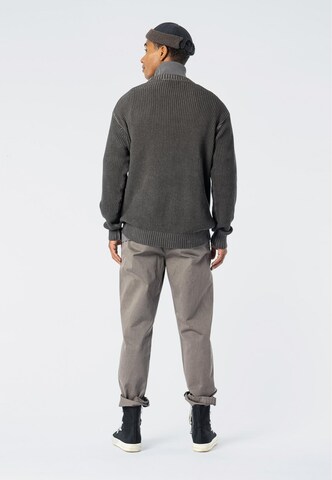 Elias Rumelis Regular Trousers 'Alexio' in Brown