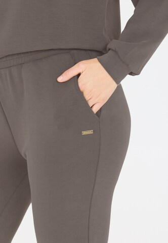 Athlecia Regular Sweathose 'Jillnana V2' in Grau