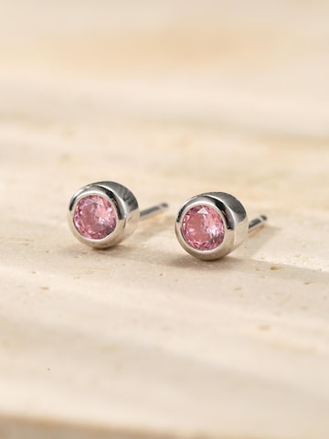 Orecchini 'Large Pink Bezel Cubic Zirconia' di Hey Happiness in argento