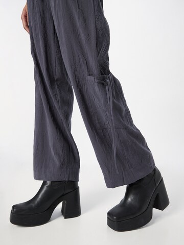 NORR Wide Leg Hose 'Moa' in Grau