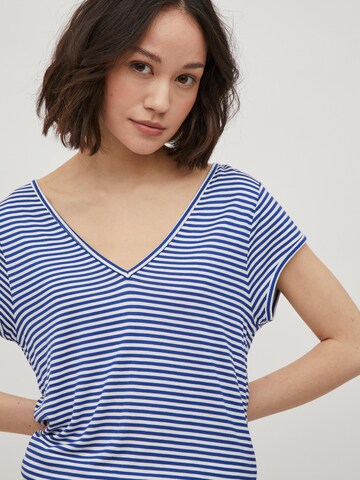 Vila Petite T-Shirt 'Scoop' in Blau