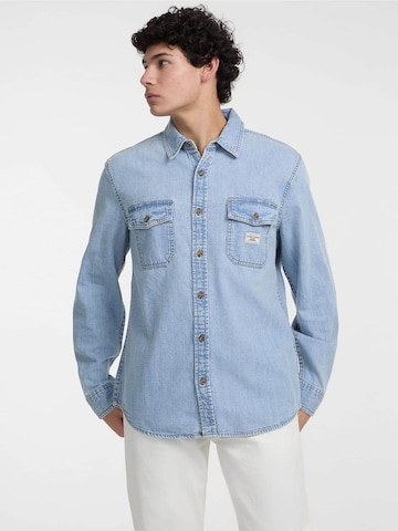 GUESS Regular fit Button Up Shirt in Blue: front