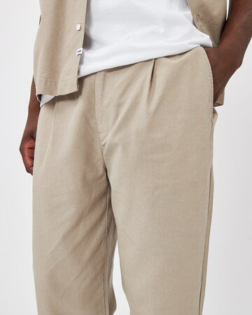 regular Pantaloni con pieghe 'Frode' di minimum in beige