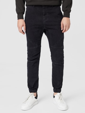 Cotton On Tapered Jeans in Black: front