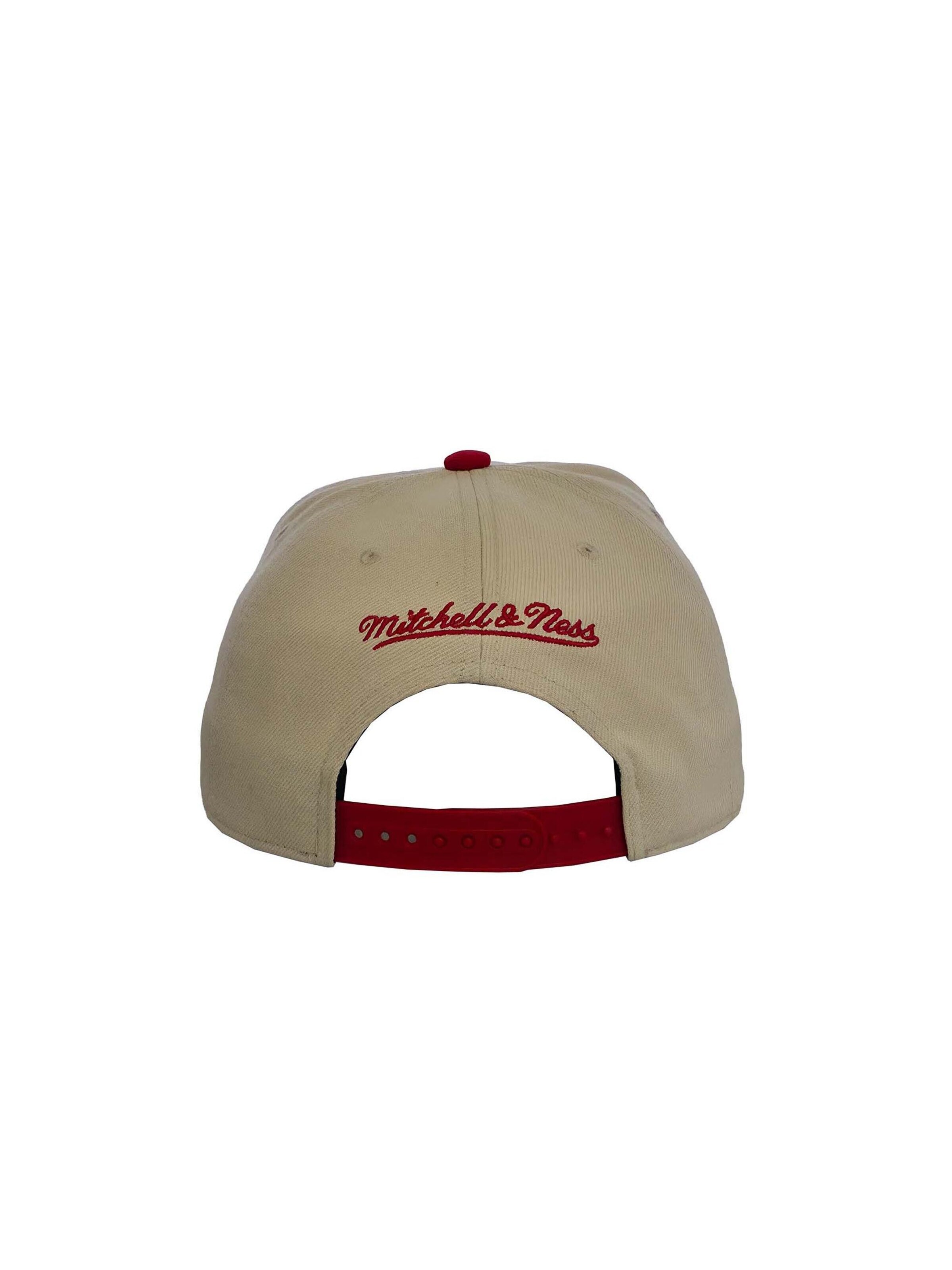 Mitchell & Ness Cap 'Chicago Bulls Off Tilted Pro' in White