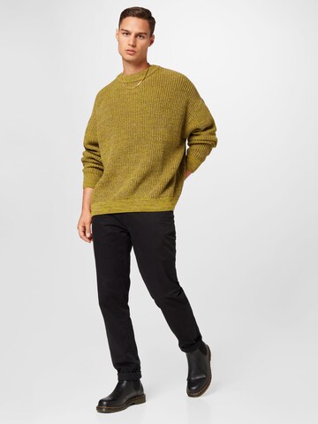 WEEKDAY Pullover 'John' in Grün