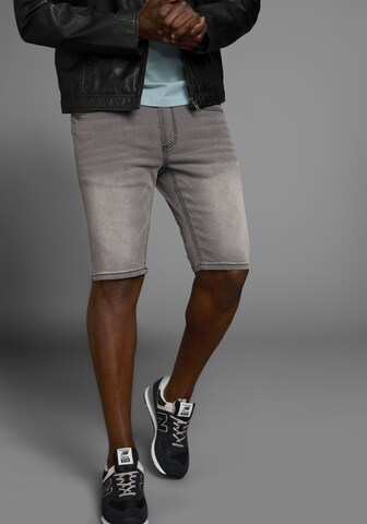 Bruno Banani LM Skinny Shorts in Grau