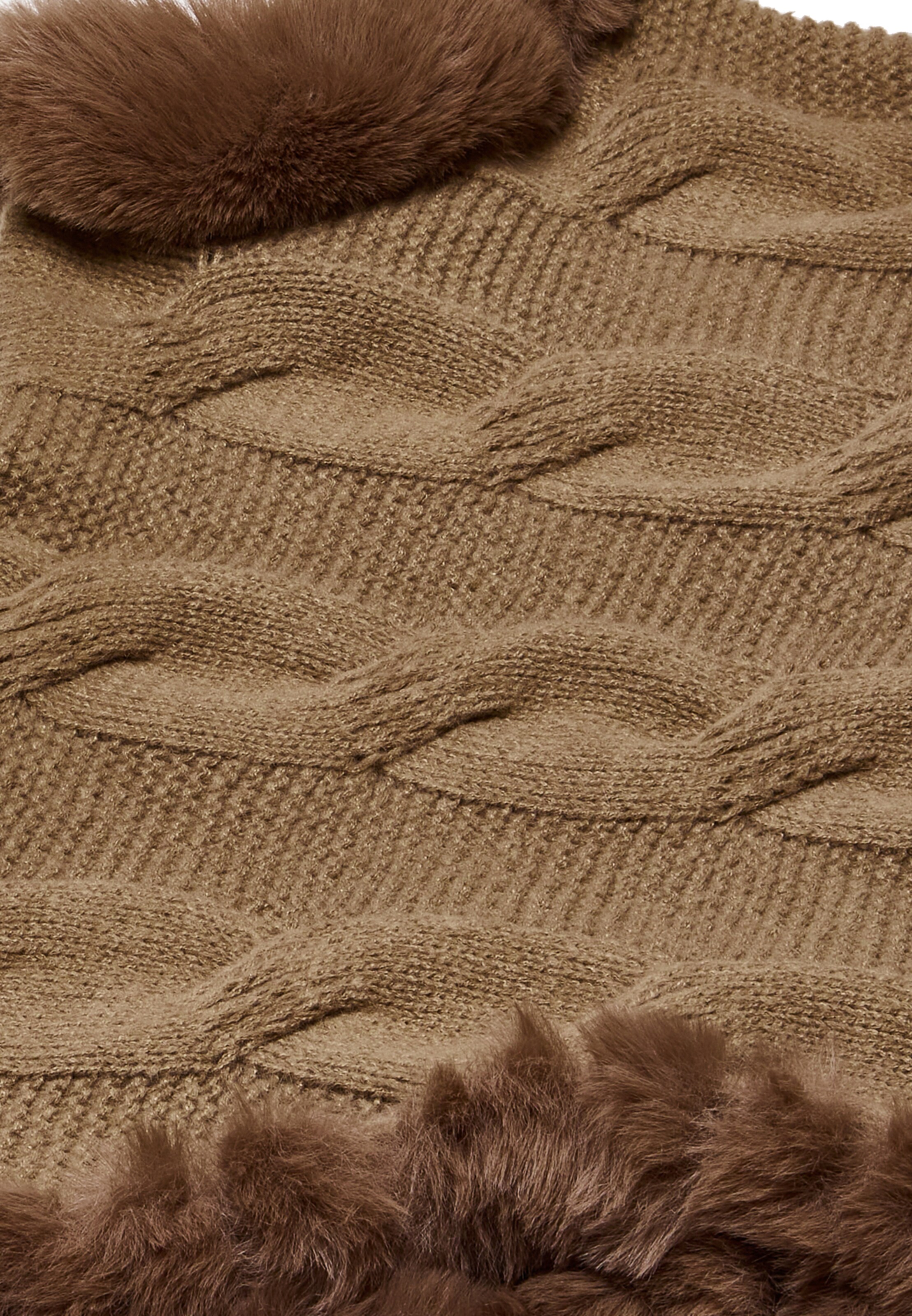 CHANI - Capa em castanho