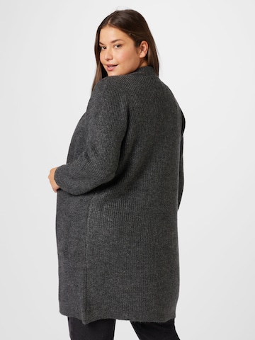 Cardigan 'JADE' ONLY Curve en gris