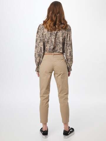 Regular Pantalon chino 'Evelyn' ONLY en beige