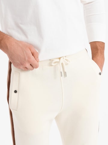 Ombre - regular Pantalón deportivo en beige