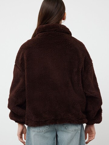 Trendyol - Chaqueta de entretiempo en marrón