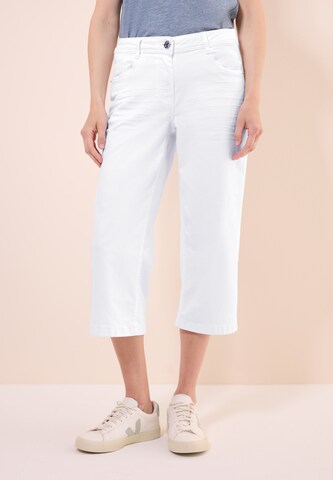 CECIL Loose fit Jeans in White: front