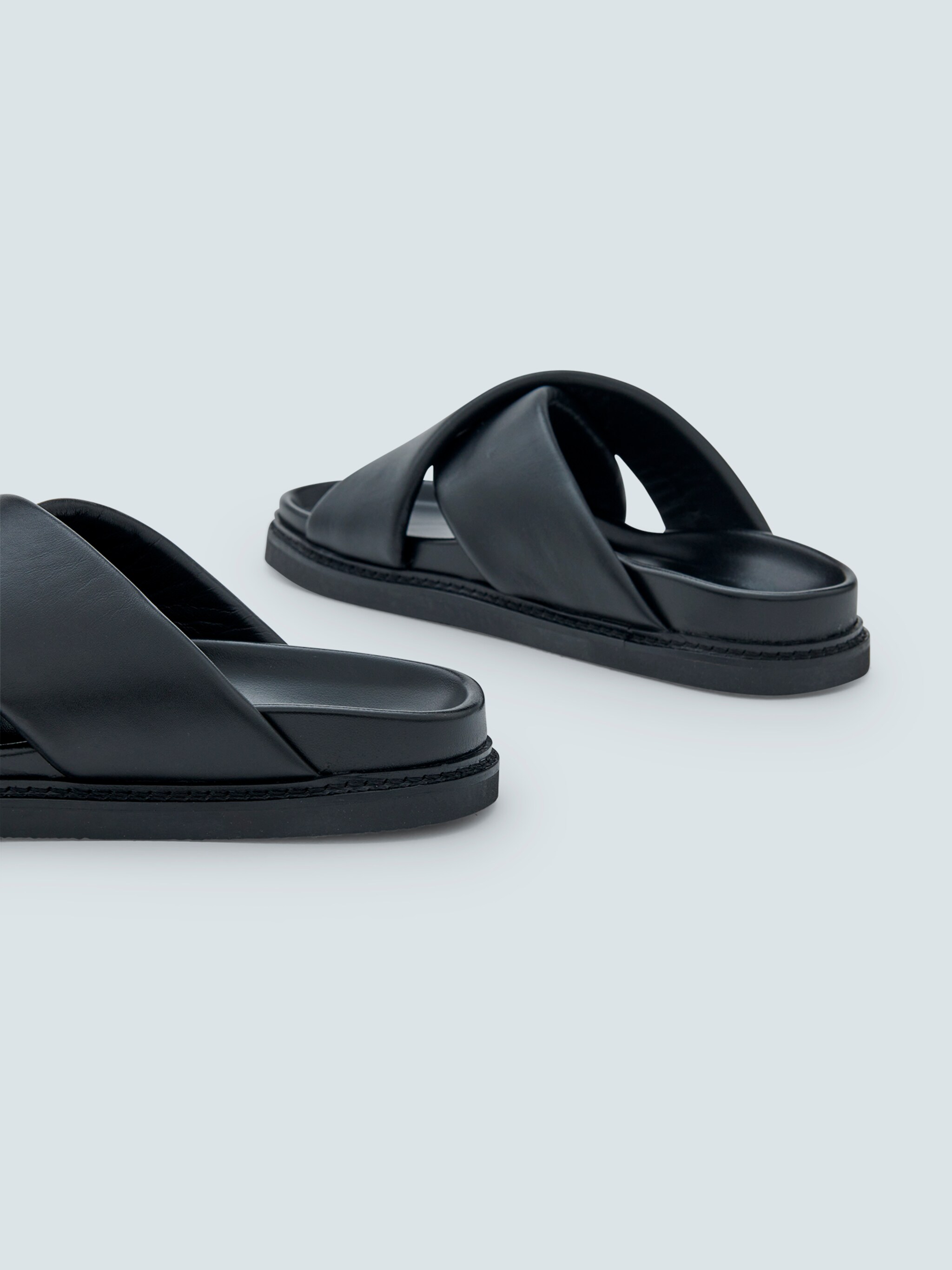 EDITED Producten Muiltjes 'Marniq' Zwart