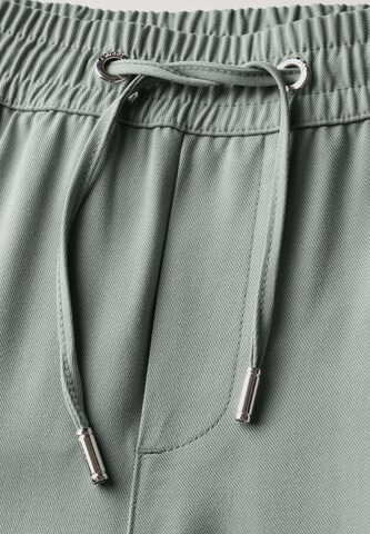 STREET ONE Loose fit Pants in Green