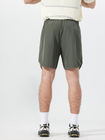 YOUTHUP Loose fit Workout Pants 'KORFLEX' in Green