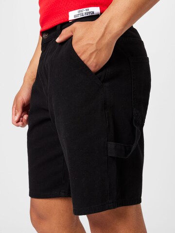 Redefined Rebel Regular Hose 'Marcelo' in Schwarz