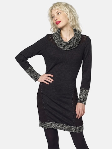 Rochie de la KOROSHI pe negru: față