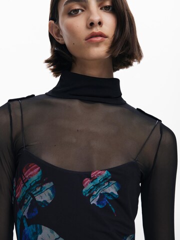 Desigual Платье в Черный