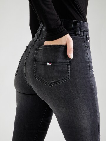 Skinny Jeans 'SYLVIA HIGH RISE SKINNY' di Tommy Jeans in nero