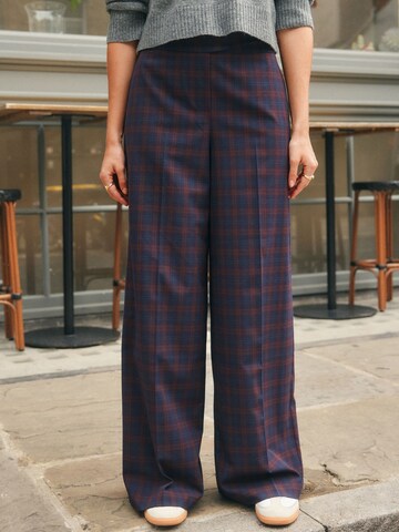 Next Wide Leg Bukser med fals i brun: forside