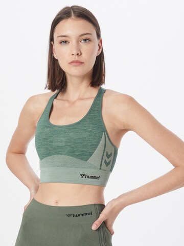 Hummel Bustier Sporttop in Groen: voorkant