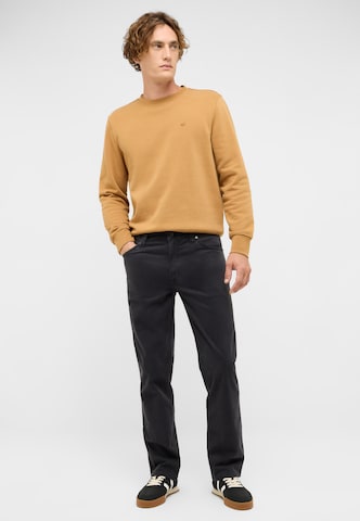 MUSTANG Regular Trousers 'Tramper' in Black