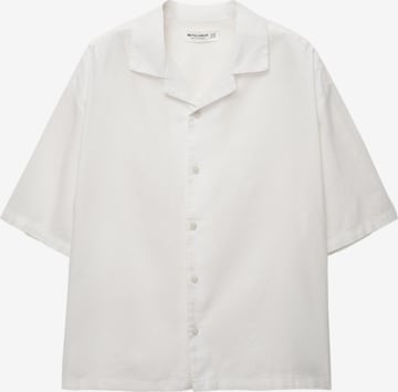 Pull&Bear Button Up Shirt in White: front