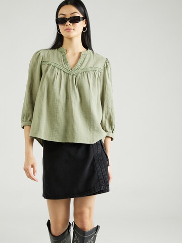 VILA Blouse 'Vijillo' in Green: front