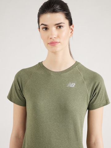 T-shirt fonctionnel new balance en vert