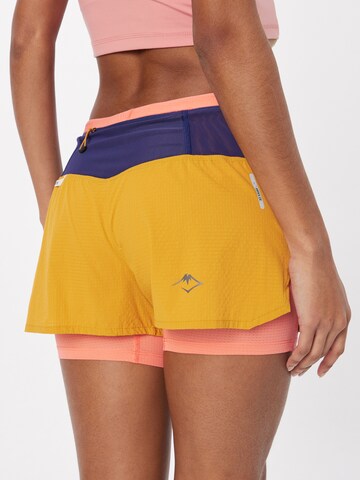 ASICS Regularen Športne hlače 'FUJITRAIL' | oranžna barva