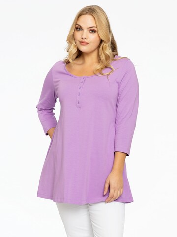 Yoek Shirt in Lila: voorkant