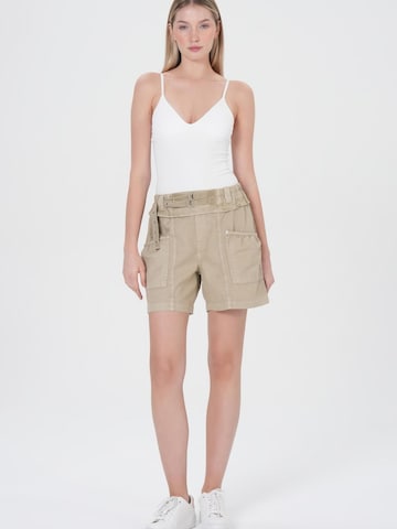 M.O.D MIRACLE OF DENIM Trousers in Beige: front