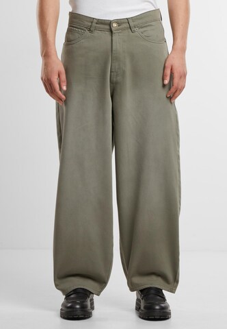 Urban Classics Baggy Jeans in Groen