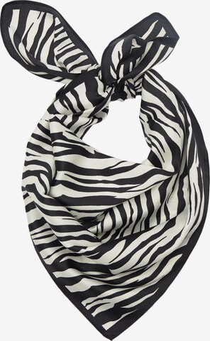 Pull&Bear Scarf in Black: front
