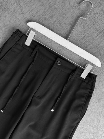 Kleidermafia Loose fit Pants in Black