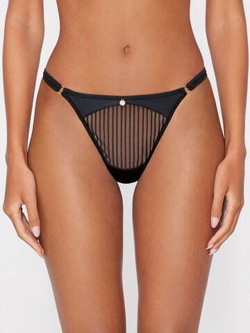 Tezenis Thong in Black: front
