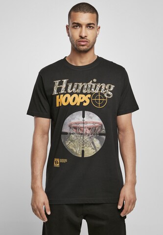 T-Shirt 'Hunting Hoops' Mister Tee en noir : devant