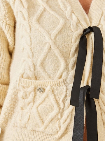Cardigan Bianco Lucci en beige