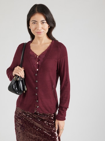 rosemunde - Cárdigan en rojo: frente